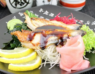 Menu55 - Unagi sashimi 3ks
Grilovaný úhoř...