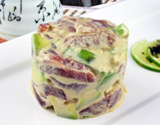 Menu55 - Maguro avokádo salát