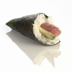 Menu55 - Maguro avokádo temaki 1ks
Tuňák s avokádem...